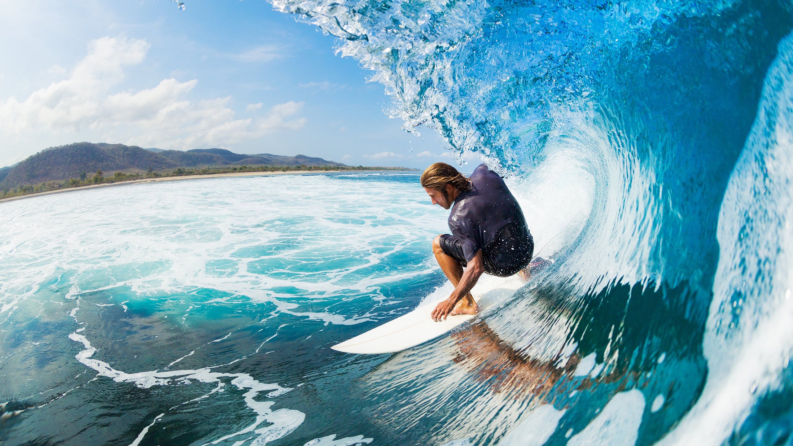 爱游戏登录入口-《电竞硬件设备不断创新，专业电竞装备成为趋势》，电竞设备测评